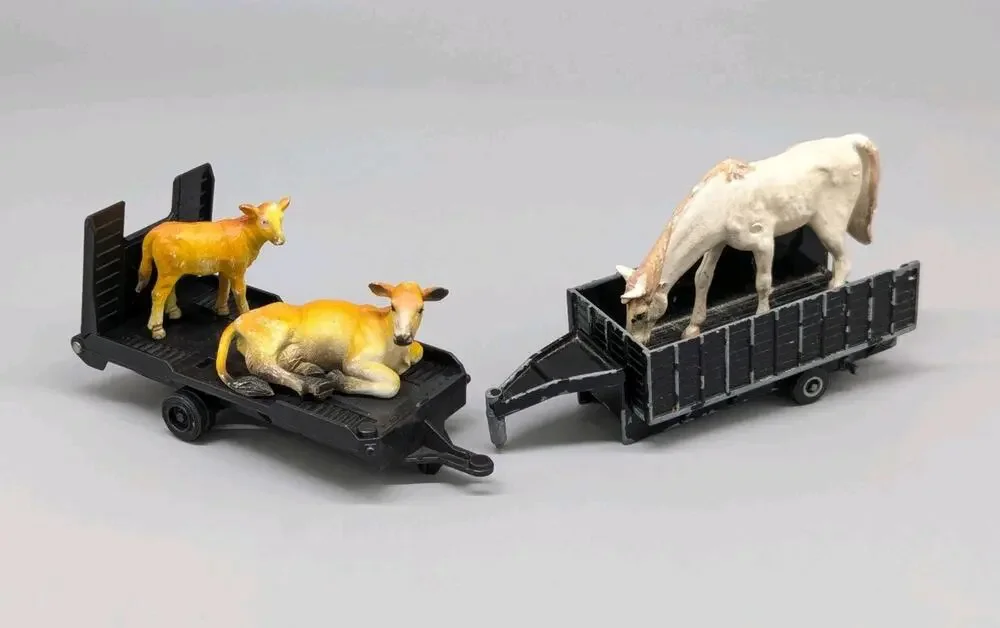 Ertl Farm Diecast Horse Trailer + Plastic Flatbed + Farm Animals Lot